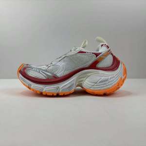 Sneakers Chunky à Lacets de Haute Qualité pour Hommes et Femmes avec Tige en Maille et Semelle Extérieure en TPU - Chaussures de Marche Décontractées Toutes Saisons - Product Image 1