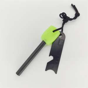 -3Q lumineux Flint Steel Luminous Green Handle Glow In The Dark Fire Starter avec lanière Magnesium Fire Steel - Product Image 1