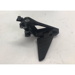 Staffa di Montaggio per Disco Freno Posteriore YAMAHA FZ8 Compatibile con GMR - Product Image 1