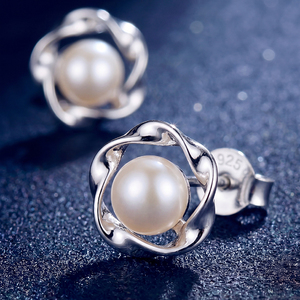 Élégantes boucles d'oreilles clous en argent S925 avec perles d'eau douce et zircon, bijoux floraux délicats pour femme, cadeau de mariage ou de mariée - Product Image 5