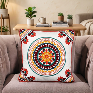 Taies d'oreiller et de coussin Suzani brodés à la main les plus populaires d'Inde pour la décoration d'hôpital d'hôtel à la maison en gros disponible - Product Image 3