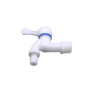 Robinet de jardin multifonctionnel léger et économique en plastique - Product Image 1