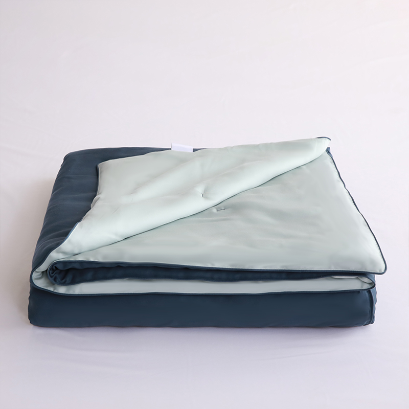 Lightweight Luxury Dubai Hotel Hypoallergenic Temperature Bamboo Shell Bamboo Insert Bamboo Duvet Set