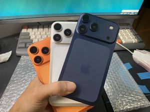 Modifica di alta qualità per 17 <span class=keywords><strong>Pro</strong></span>: trascendi al look più recente con un costo contenuto, utilizzando il sistema Android con Face ID. - Product Image 5