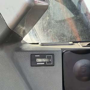 <b>Heavy</b> <b>Duty</b> Doosan 300 Excavator 1.45-1.6m³ <b>Bucket</b> - 34.3MPa Hydraulic Pressure for Road Construction - Product Image 3