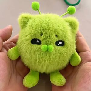 UYEAH OEM/ODM CE Muñecos <span class=keywords><strong>de</strong></span> Peluche Suaves con Diseño Personalizado, Lindos Peluches <span class=keywords><strong>de</strong></span> Animales <span class=keywords><strong>de</strong></span> Dibujos Animados, Llavero <span class=keywords><strong>de</strong></span> Peluche <span class=keywords><strong>de</strong></span> Alienígena Personalizado para Regalo - Product Image 2