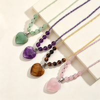 Collier ras du cou JINGFA fait main en pierre naturelle avec perles en forme de cœur, pendentif en cristal de guérison pour femmes
