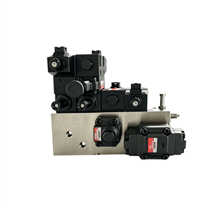Bloc de commande de vanne hydraulique multi-directionnelle en fonte, moulage de précision, système hydraulique - Product Image 1