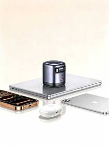 Chargeur GaN rétractable UGREEN 45W avec câble C pour téléphones, tablettes et ordinateurs portables - Product Image 4