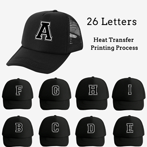 Sofort Lieferbar Großhandel 26 Buchstaben Mesh Trucker Hut 5-Panel Baseballkappe mit Wärmeübertragungsdruck <span class=keywords><strong>und</strong></span> Schwammeinlage - Product Image 1