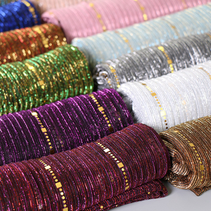 Écharpes Hijab Populaires en Crêpe de Polyester Respirant de Malaisie Châles Couleurs Unies avec Dentelle à Paillettes Brillantes Foulards Islamiques Arabes - Product Image 3