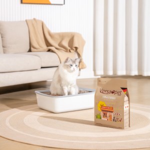 Arena para Gatos Versapet de Tofu, 2.5 kg, 6 Bolsas, Caramel Macchiato, Desechable por el Inodoro, Absorción Rápida, Control de Olores Superior - Product Image 3