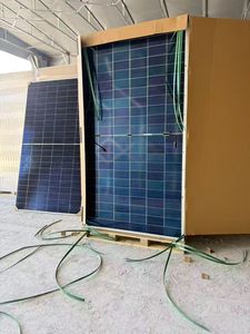 แผงโซลาร์เซลล์ประสิทธิภาพสูง/700W 710W 720W 730W 740W/โซลาร์เซลล์/โมดูลกระจกสองชั้นกำลังสูง/โซลาร์เซลล์กระจกสองชั้น RZ700~720M66DG รุ่นประสิทธิภาพสูง - Product Image 4