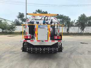 Weichai 151hp motore Mini 5cbm distributore bitume camion spargitore asfalto camion utilizzato per <span class=keywords><strong>cantiere</strong></span> stradale - Product Image 5