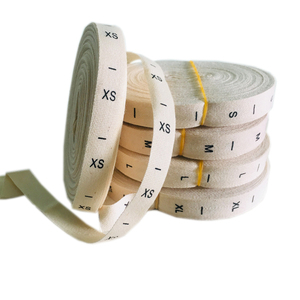 Etiquetas <span class=keywords><strong>de</strong></span> <span class=keywords><strong>Ropa</strong></span> Personalizadas con Logotipo Impreso, Etiqueta <span class=keywords><strong>de</strong></span> Marca Privada, Etiqueta <span class=keywords><strong>de</strong></span> Tela <span class=keywords><strong>de</strong></span> Poliéster Damasco, Etiqueta <span class=keywords><strong>de</strong></span> Cuidado <span class=keywords><strong>de</strong></span> la <span class=keywords><strong>Ropa</strong></span>, Etiqueta <span class=keywords><strong>de</strong></span> Satén - Product Image 6