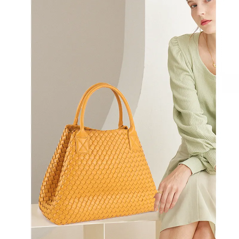 2022 custom luxury designer women hand made retro woven vegan handbag tote woven bag shopping tote set