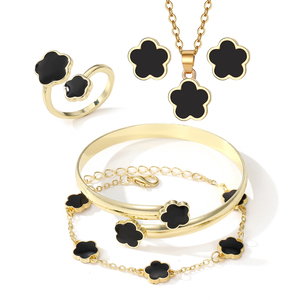 Nuevo Conjunto de Joyería de Boda para Mujer, Chapado en Oro, con Diseño de Trébol de Cinco Hojas, 5 Piezas: Pulsera, Anillo, Aretes y Collar - Product Image 1