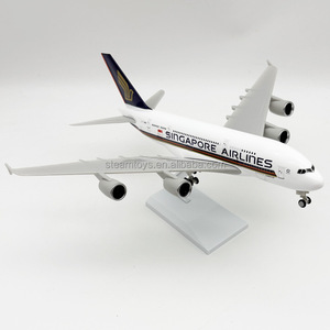 Modèle d'avion en plastique 1:250 Modèle de compagnie aérienne A380 de Singapour de 30cm de bonne qualité pour la décoration intérieure et les modèles de collection d'<span class=keywords><strong>aviation</strong></span> - Product Image 3