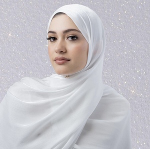 Écharpe en <span class=keywords><strong>soie</strong></span> scintillante de luxe pour femmes Hijab en mousseline de <span class=keywords><strong>soie</strong></span> unie brillant élégant châle de fête pour dames foulards pour femmes de mariage - Product Image 5