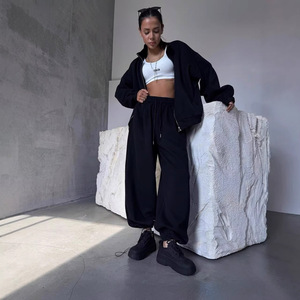 Conjunto de Ropa Deportiva Personalizada para Mujer, Sudadera Holgada con Cierre de Media Cremallera y Pantalones Rectos de Pierna Ancha, Estilo Americano Minimalista - Product Image 6
