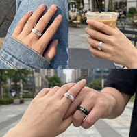 Bague de mariage en silicone finition premium avec croix en argent, bague tendance pour hommes et femmes, bijoux personnalisés en gros