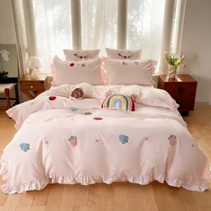 Wholesale pink quilt cover strawberry embroidered duvet cover king size luxury kids' bedding set