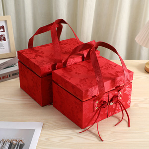 Cajas de Regalo de Boda Jinxi, Estilo Chino Rojo con Asa para Recuerdos de Boda - Product Image 3