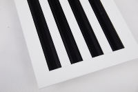 Grille de ventilation décorative moderne en alliage d'aluminium blanc, diffuseur linéaire à fentes, élément de chauffage, grille d'aération standard flexible pour extérieur