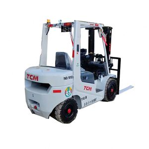 Montacargas Diésel TCM Usado de 3 Toneladas, Alta Eficiencia, Mástil de Dos Etapas, para Terreno Accidentado, para Almacén y Construcción - Product Image 1