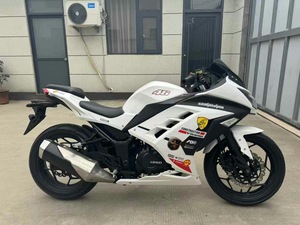 Kawasaki <span class=keywords><strong>Mini</strong></span> <span class=keywords><strong>Ninja</strong></span> 400CC Moto à essence d'occasion-Moteur puissant, adapté à la conduite dans la rue - Product Image 2