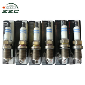 FR8KII33X 9600 Pièces de moteur automobile 0242230528 Bougie d'allumage pour Audi <span class=keywords><strong>Chrysler</strong></span> Honda KIA Vente en gros d'usine Bougies - Product Image 1