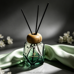 Ventes <span class=keywords><strong>d</strong></span>'usine - Flacons de <span class=keywords><strong>parfum</strong></span> <span class=keywords><strong>d</strong></span>'aromathérapie de luxe vides en verre 100 ml de haute qualité avec pulvérisateur à pompe et boîte - Product Image 6