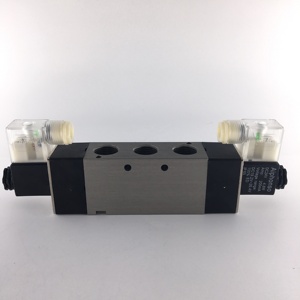 <span class=keywords><strong>Airtac</strong></span> Standard <span class=keywords><strong>4V420</strong></span> <span class=keywords><strong>15</strong></span> 24V Válvula solenoide neumática con estructura piloto Válvula de control de aire - Product Image 4