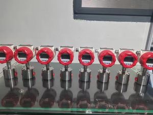 Débitmètre numérique d'huile hydraulique avec sortie impulsionnelle en acier inoxydable, écran LCD et faible débit - Product Image 5