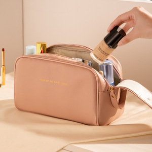 Trousse de Maquillage Double Compartiment Grande Capacité Portable, Sac de Rangement pour Cosmétiques et Articles de Toilette de Voyage, Sac Polyvalent Type Oreiller - Product Image 2