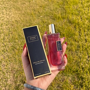 Profumo da Donna Emillie Reversal Paris, Fragranza Leggera e Duratura 7-12%, Vendita all'Ingrosso per Studenti, E-commerce, 50ml - Product Image 2