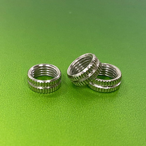 น็อตแบบมีร่อง 10X4 มม. เกลียวใน 9.5 มม. เส้นผ่านศูนย์กลางภายนอก สแตนเลสชุบนิกเกิล สำหรับอุปกรณ์เสริมเครื่องมือลม - Product Image 1