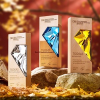 Trophée en bois massif haut de gamme avec incrustation de cristal, sur mesure, modèle créatif d'un concessionnaire de diamants d'origine chinoise, récompense exceptionnelle pour la réunion annuelle