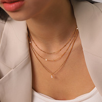 Collier à trois couches en acier inoxydable plaqué or 18 carats, best-seller, collier ras du cou superposé tendance et à la mode pour femmes