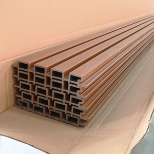 Panneau de clôture extérieur Wpc Couleur grise Revêtement mural extérieur Échantillon gratuit Revêtement en <span class=keywords><strong>bois</strong></span> Grain Co Extrusion - Product Image 5