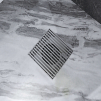 Drain de sol carré en acier inoxydable 304 de qualité supérieure, avec bord lisse et grille anti-obstruction, adapté pour la salle de bain