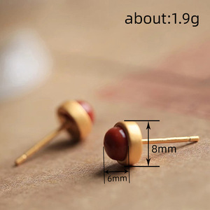 Orecchini a Perno Rossi Semplici per Donne, Eleganti Accessori per Orecchie da Indossare Quotidianamente - Product Image 4
