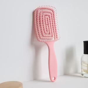Brosse à cheveux incurvée en plastique et nylon pour cheveux bouclés, vente en gros d'usine, brosse à cheveux pour démêler les cheveux mouillés et secs, brosse à cheveux de massage - Product Image 5