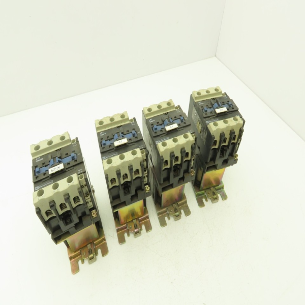 A Brand New Original Product LP1 D5011 Motor Contactor 40Hp 600V 70A 24V Coil Lot of 4 PLC