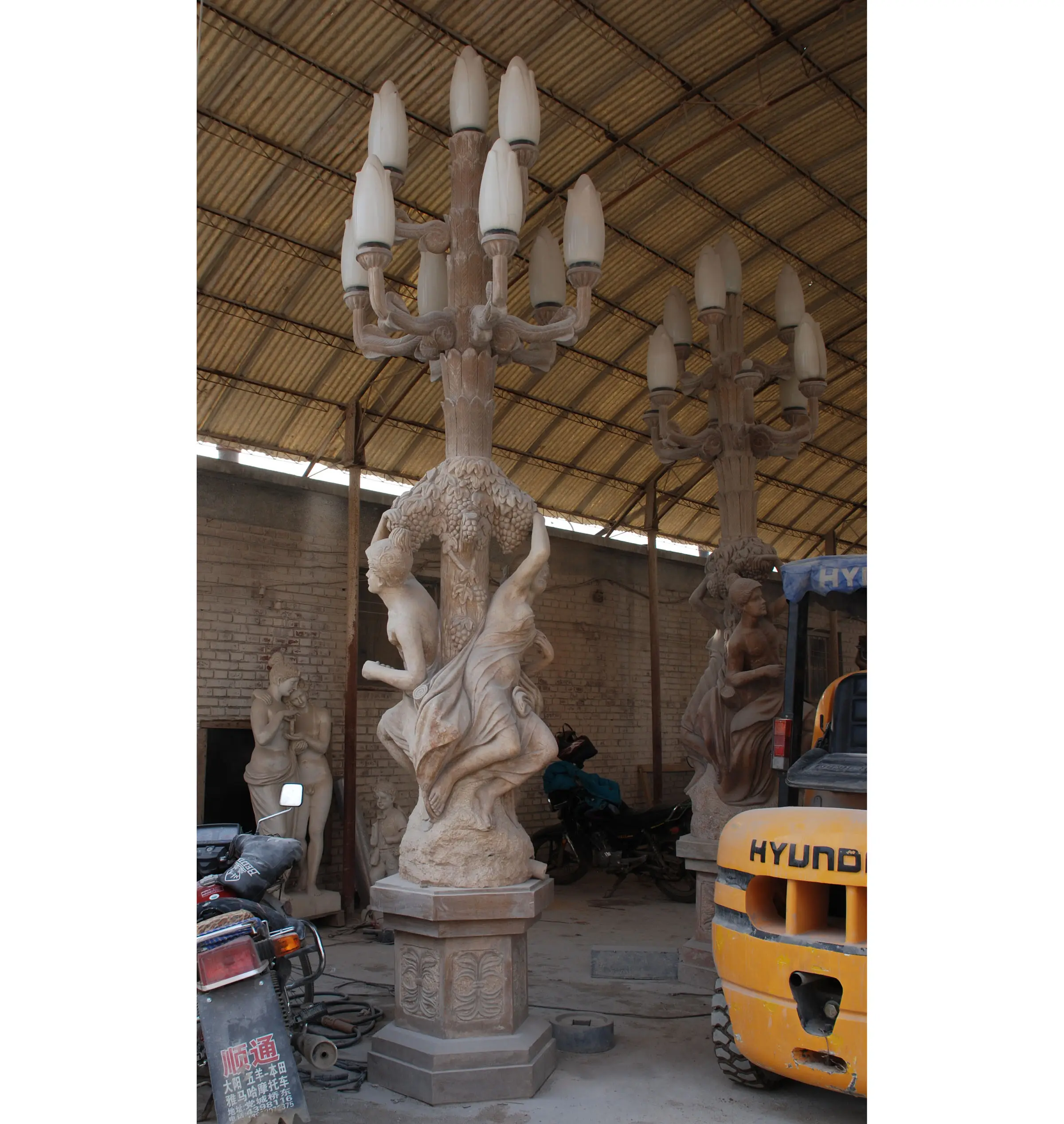Outdoor Decoration Stone Hand Carved Lamp Marble Sculpture Statue