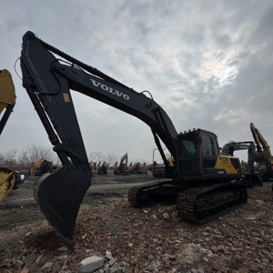 Excavatrice sur chenilles Volvo EC290 d'occasion, 29 tonnes, godet de 1,2 m³, 169 kW, à vendre - Product Image 1