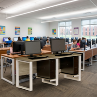 Bureau de travail informatique robuste pour 2 personnes avec étagère pour unité centrale, structure métallique et plateau en stratifié bois pour école, université, bureau