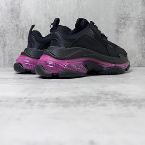 Nouvelles chaussures de sport décontractées à semelle épaisse en cuir imprimé de marque de créateur pour hommes et femmes, adaptées à une utilisation en extérieur. - Product Image 3