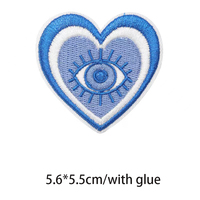 Prêt à expédier nouveauté bleu couleur main papillon coeur mauvais yeux survêtements personnalisés attirail sergé Patch broderie pour vêtements