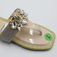 Nouveaux styles décontracté mode femmes diamant femmes sandales et pantoufles porter des tongs en gros Babouches Femme tendance